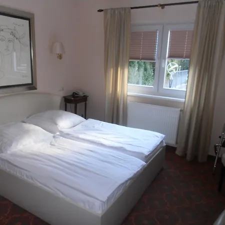 Hesse 3* Schenefeld (Pinneberg)